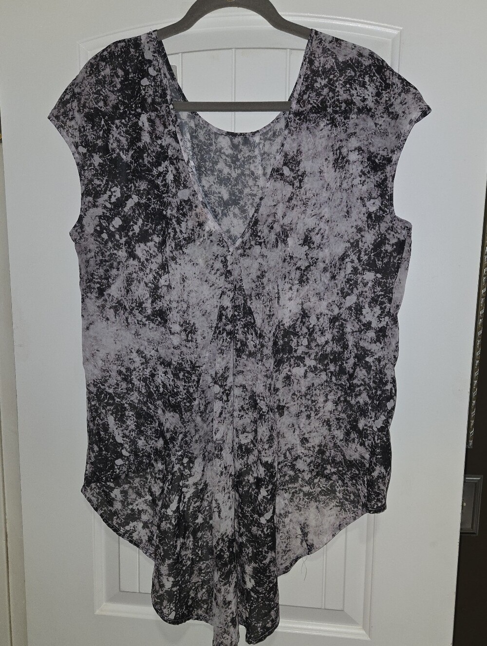 Women's Black and Light Gray Marble Print Sheer Shell